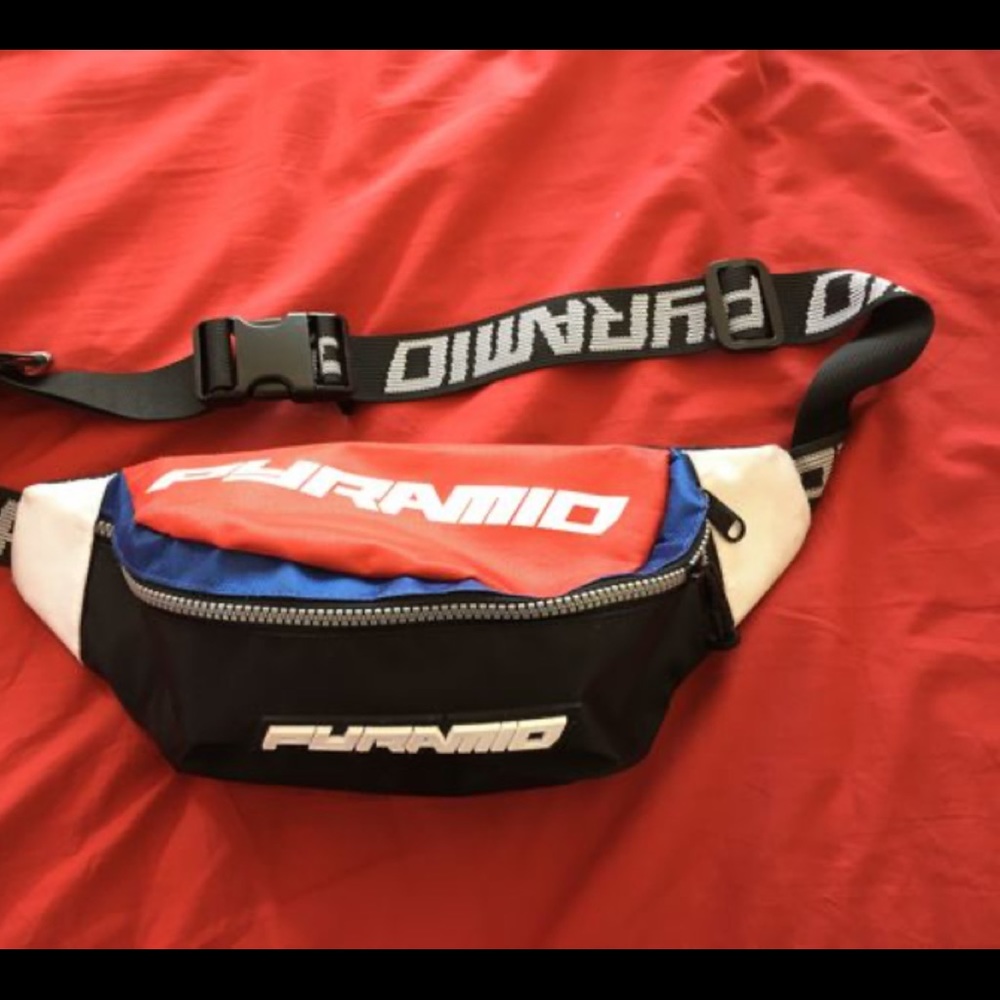 Fanny Pack Crossbody Bag - Pyramid